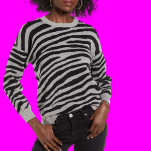 JOA zebra print crew pullover sweater size Medium